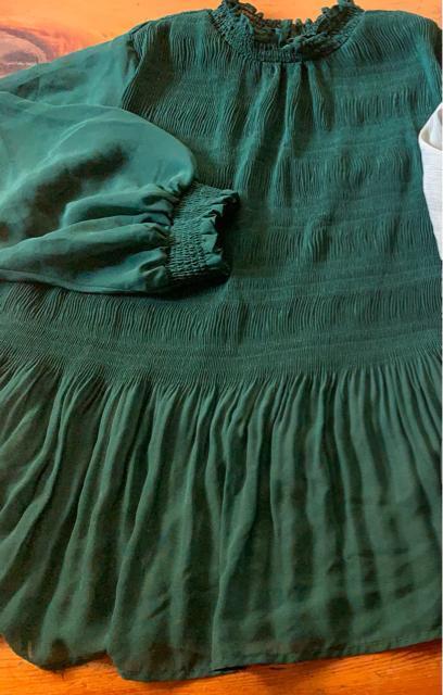 3枚緑色レースブラウス フリル ハイネック 長いスカート 送料無料 < 女性ファッション  3枚緑色レースブラウス フリル ハイネック 長いスカート 送料無料 < 女性ファッションの