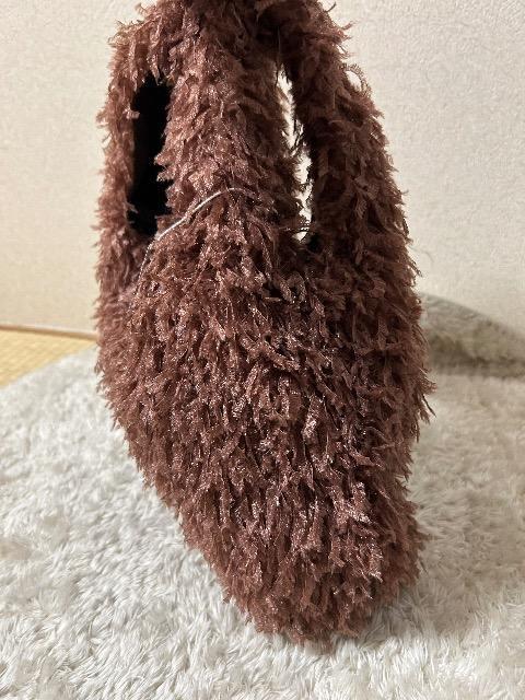 Vi^OtADAM ET ROPEtWobN& HITCH HIKE MARKET~j|[`