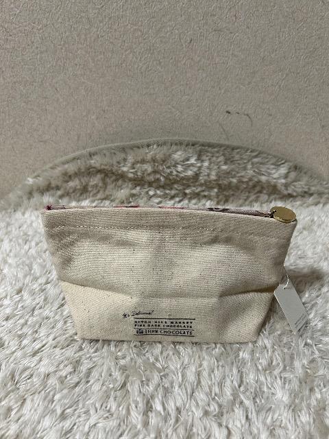 Vi^OtADAM ET ROPEtWobN& HITCH HIKE MARKET~j|[`