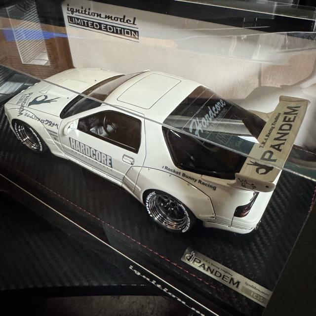 未開封 新品 イグニッションモデル 1/18 PANDEM RX-7 < ホビー  未開封 新品 イグニッションモデル 1/18 PANDEM RX-7 < ホビーの