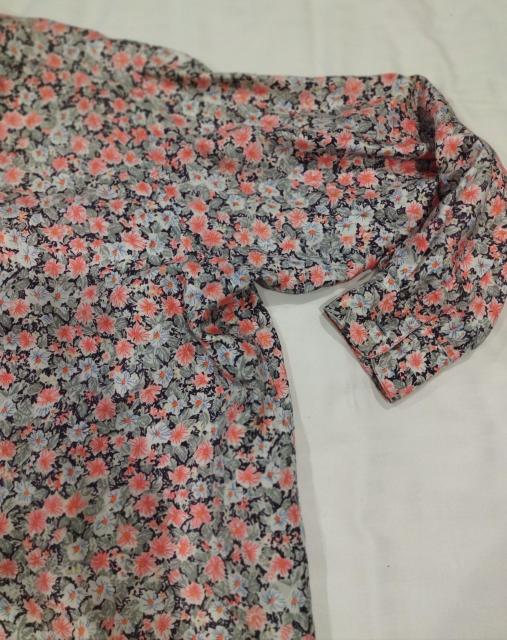 ジャスミ 赤系小花プリント シルクシャツ M 柔らか 涼しく暖かい < 女性ファッション  ジャスミ 赤系小花プリント シルクシャツ M 柔らか 涼しく暖かい < 女性ファッションの