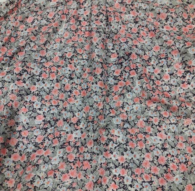 ジャスミ 赤系小花プリント シルクシャツ M 柔らか 涼しく暖かい < 女性ファッション  ジャスミ 赤系小花プリント シルクシャツ M 柔らか 涼しく暖かい < 女性ファッションの