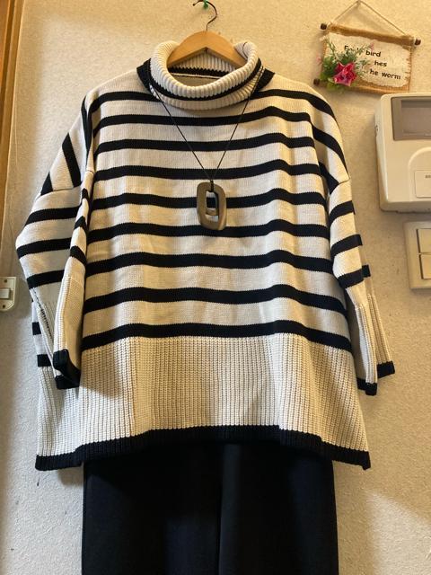 フリー未使用黒白ボーダータートルセーター < 女性ファッション フリー未使用黒白ボーダータートルセーター < 女性ファッションの