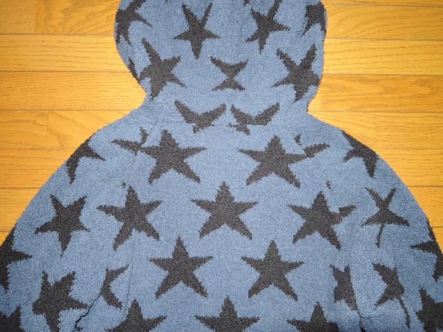 M THANK YOU FRIENDS エム スター柄 モコモコ ジップ パーカー S ポリエステル ☆★星 HOODIE TMT < ブランド M THANK YOU FRIENDS エム スター柄 モコモコ ジップ パーカー S ポリエステル ☆★星 HOODIE TMT < ブランドの