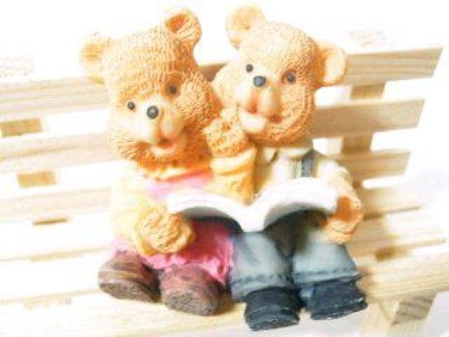 可愛い♪木製&樹脂製 カントリーラブラブくまさん《ベンチ》V < おもちゃ 可愛い♪木製&樹脂製 カントリーラブラブくまさん《ベンチ》V < おもちゃの