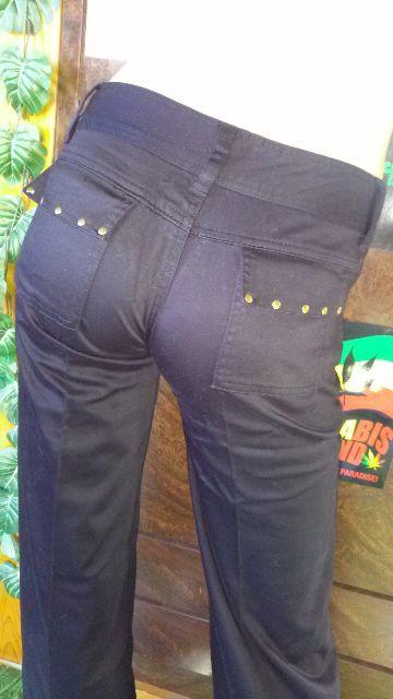 カッコ可愛いぃ(*´艸`)ゴールドスタッズ&スリムパンツ < 女性ファッション  カッコ可愛いぃ(*´艸`)ゴールドスタッズ&スリムパンツ < 女性ファッションの