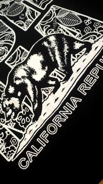LA直輸入 バンダナCalifornia REPUBLIC 黒ブラック サイズXXL2XL HF < 男性ファッション LA直輸入 バンダナCalifornia REPUBLIC 黒ブラック サイズXXL2XL HF < 男性ファッションの