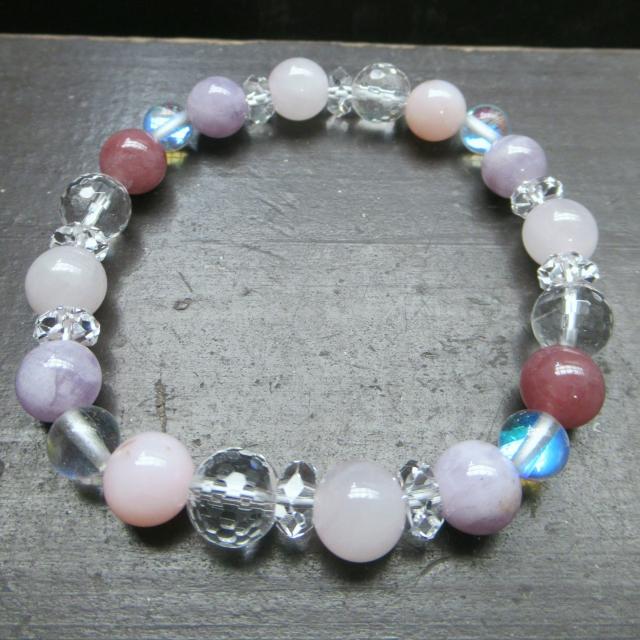 ローズクォーツx赤水晶xラベンダーアメジストxピンクオパール < 女性アクセサリー/時計 ローズクォーツx赤水晶xラベンダーアメジストxピンクオパール < 女性アクセサリー/時計の