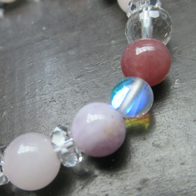 ローズクォーツx赤水晶xラベンダーアメジストxピンクオパール < 女性アクセサリー/時計 ローズクォーツx赤水晶xラベンダーアメジストxピンクオパール < 女性アクセサリー/時計の