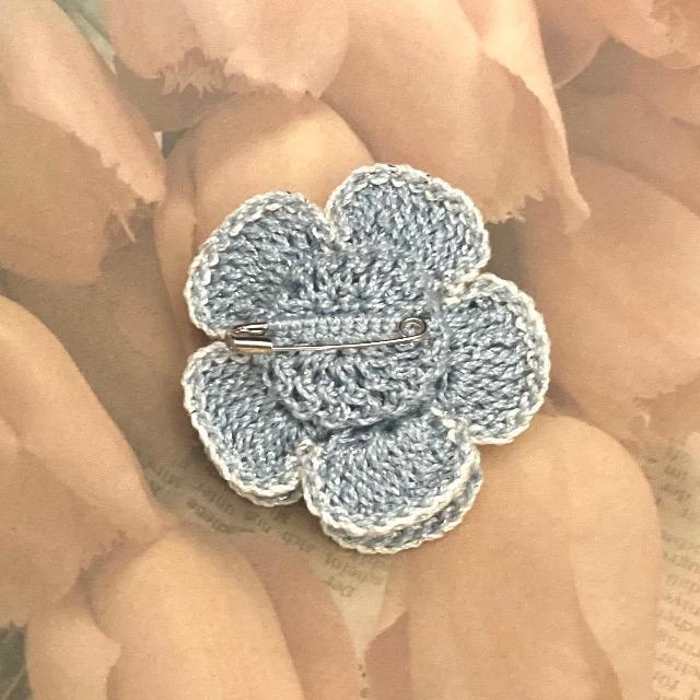 ハンドメイド♪ラメレース編み 薔薇風お花モチーフのブローチ < 女性ファッション  ハンドメイド♪ラメレース編み 薔薇風お花モチーフのブローチ < 女性ファッションの