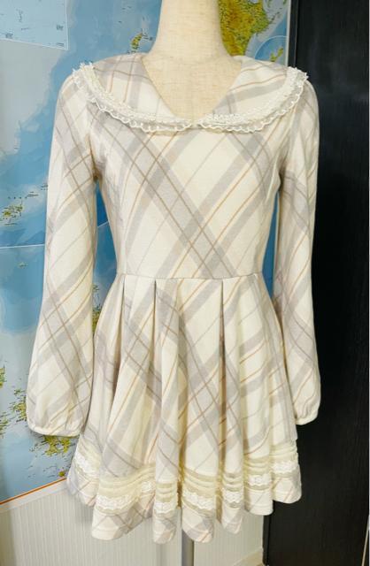 リズリサワンピース レース付きワンピース < ブランド  リズリサワンピース レース付きワンピース  < ブランドの