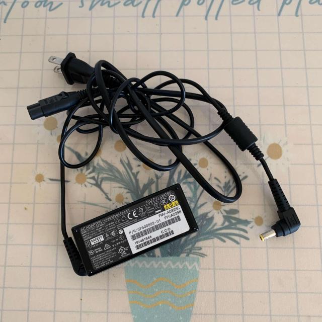 F03A【超軽量】富士通 フルHD/i5第7世代/12GB/SSD256G | PC本体/周辺