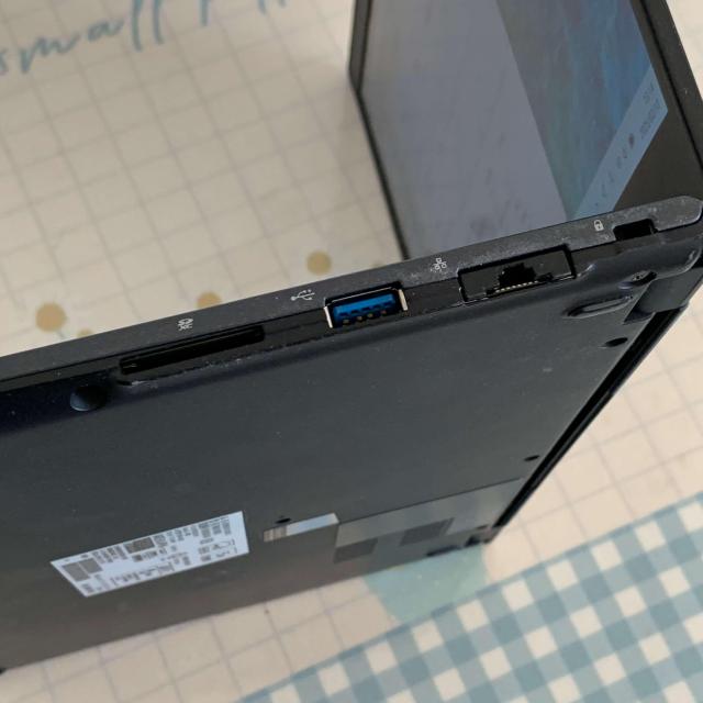 F03A【超軽量】富士通 フルHD/i5第7世代/12GB/SSD256G m F03A【超軽量】富士通 フルHD/i5第7世代/12GB/SSD256G | PC本体