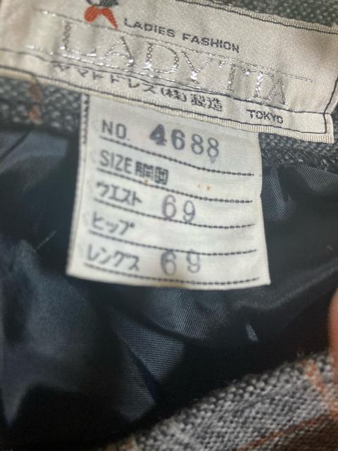 2035.ミモレ丈☆冬スカート☆グレー系チェック柄☆サイズL程度 < 女性ファッション  2035.ミモレ丈☆冬スカート☆グレー系チェック柄☆サイズL程度 < 女性ファッションの