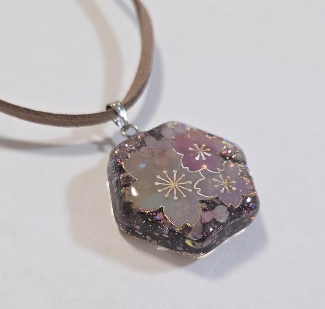 桜・レジンネックレス★ハンドメイド キラキラかわいいネックレス 桜ネックレス 桜 ペンダント 桜ペンダント < 女性ファッション 桜・レジンネックレス★ハンドメイド キラキラかわいいネックレス 桜ネックレス 桜 ペンダント 桜ペンダント < 女性ファッションの