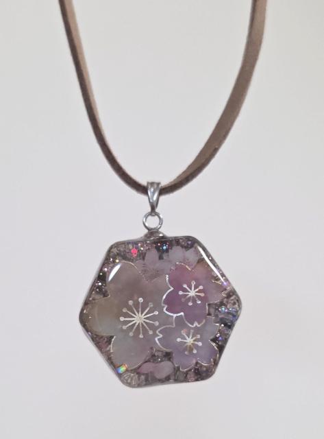 桜・レジンネックレス★ハンドメイド キラキラかわいいネックレス 桜ネックレス 桜 ペンダント 桜ペンダント < 女性ファッション 桜・レジンネックレス★ハンドメイド キラキラかわいいネックレス 桜ネックレス 桜 ペンダント 桜ペンダント < 女性ファッションの