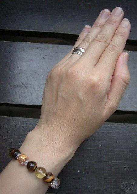 ☆即決☆金運*金龍彫水晶xタイガーアイxシトリンブレスレット < 女性アクセサリー/時計 ☆即決☆金運*金龍彫水晶xタイガーアイxシトリンブレスレット < 女性アクセサリー/時計の