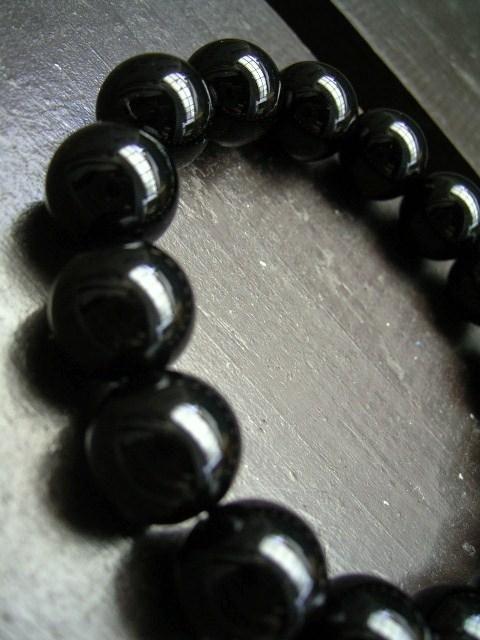 ☆即決☆12ミリ玉 黒水晶・モリオンブレスレット < 女性アクセサリー/時計 ☆即決☆12ミリ玉 黒水晶・モリオンブレスレット < 女性アクセサリー/時計の