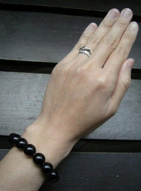 ☆即決☆12ミリ玉 黒水晶・モリオンブレスレット < 女性アクセサリー/時計 ☆即決☆12ミリ玉 黒水晶・モリオンブレスレット < 女性アクセサリー/時計の