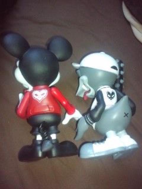 �~�b�L�[�}�E�X���h�i���h�_�b�N�I�f�r���~�b�L�[�f�r���h�i���h�I�f�B�Y�j�[ �� �z�r�[�� 