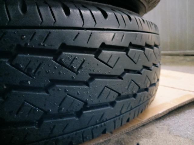 nCG[X@195/80R15 BRIDGESTONE@ă^CAzC[Zbg
