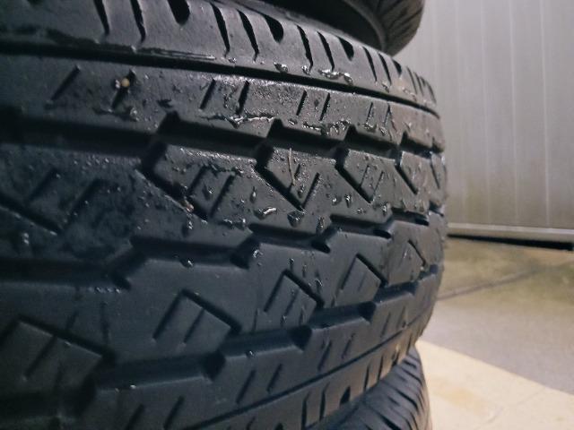 nCG[X@195/80R15 BRIDGESTONE@ă^CAzC[Zbg