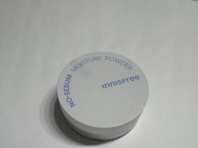 INNSFREE イニスフリー ノーセバム モイスチャー パウダー 5g < 香水/コスメ/ネイル INNSFREE イニスフリー ノーセバム モイスチャー パウダー 5g < 香水/コスメ/ネイルの