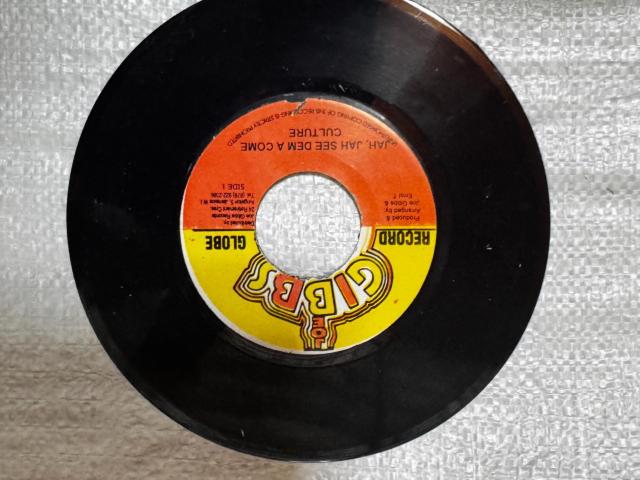 Joe Gibbs & The Professionals / Culture ���Q�G 7�C���` ���R�[�h 45rpm �� CD/DVD/�r�f�I�� 