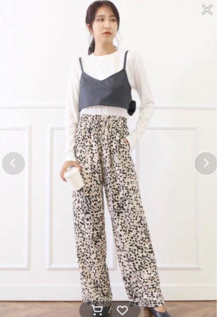 新品未使用 CHILLE カットソー×リボンデザインビスチェセット < 女性ファッション  新品未使用 CHILLE カットソー×リボンデザインビスチェセット < 女性ファッションの