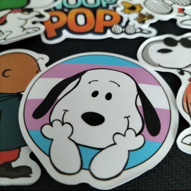 スヌーピー防水ステッカー 30枚 D < アニメ/コミック/キャラクター  スヌーピー防水ステッカー 30枚 D < アニメ/コミック/キャラクターの