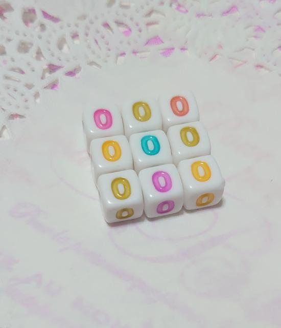 ★ハンドメイド素材★数字キューブビーズ【0】9個 < ペット/手芸/園芸  ★ハンドメイド素材★数字キューブビーズ【0】9個  < ペット/手芸/園芸の