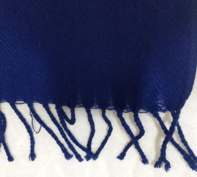 Calvin Kent ネイビー マフラー フリンジ付き < 男性ファッション Calvin Kent ネイビー マフラー フリンジ付き < 男性ファッションの