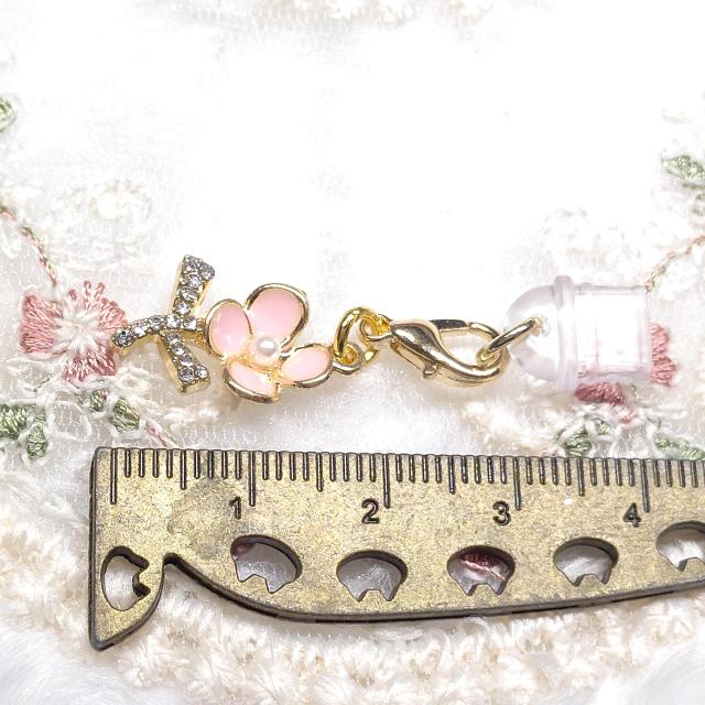 ハンドメイド☆コネクターキャップ☆type-C専用☆ピンクお花 < 女性ファッション ハンドメイド☆コネクターキャップ☆type-C専用☆ピンクお花 < 女性ファッションの