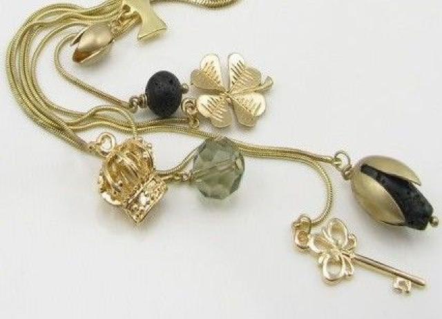 新品 ゴスロリアンティーク調鳥王冠クローバーネックレス < 女性アクセサリー/時計  新品 ゴスロリアンティーク調鳥王冠クローバーネックレス < 女性アクセサリー/時計の