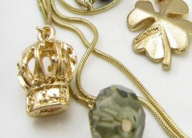 新品 ゴスロリアンティーク調鳥王冠クローバーネックレス < 女性アクセサリー/時計  新品 ゴスロリアンティーク調鳥王冠クローバーネックレス < 女性アクセサリー/時計の