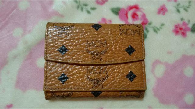 MCM三つ折り財布☆箱付き☆レア美品☆ < ブランド MCM三つ折り財布☆箱付き☆レア美品☆ < ブランドの