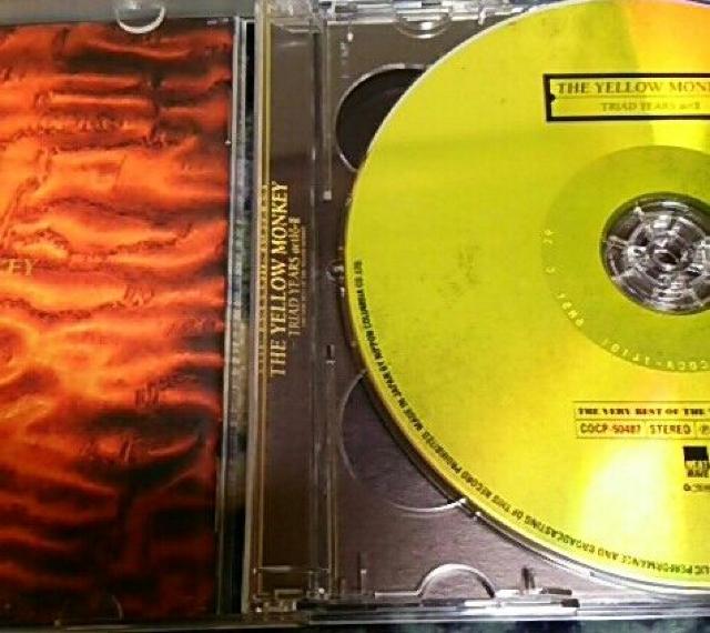 2枚組ベストCD イエローモンキー TRIAD YEARS actT&U < タレントグッズ  2枚組ベストCD イエローモンキー TRIAD YEARS actT&U < タレントグッズの