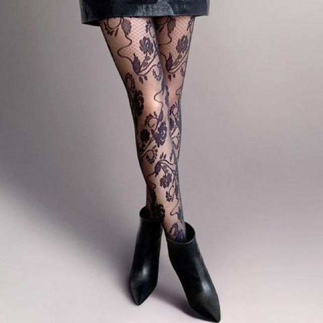 VENEZIANA EU製 フローラルデザインパンティホース 20デニール < 女性ファッション  VENEZIANA EU製 フローラルデザインパンティホース 20デニール < 女性ファッションの
