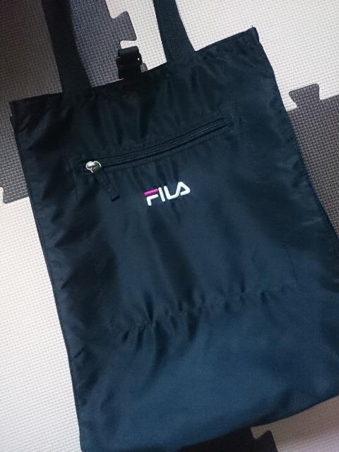 FILA フィラ☆トートバッグ★ナイロン☆美品★ < 女性ファッション  FILA フィラ☆トートバッグ★ナイロン☆美品★ < 女性ファッションの