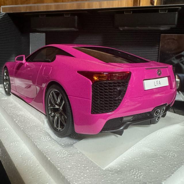 未展示品 オートアート 1/18 レクサス LFA PASSIONATE PINK < ホビー  未展示品 オートアート 1/18 レクサス LFA PASSIONATE PINK < ホビーの