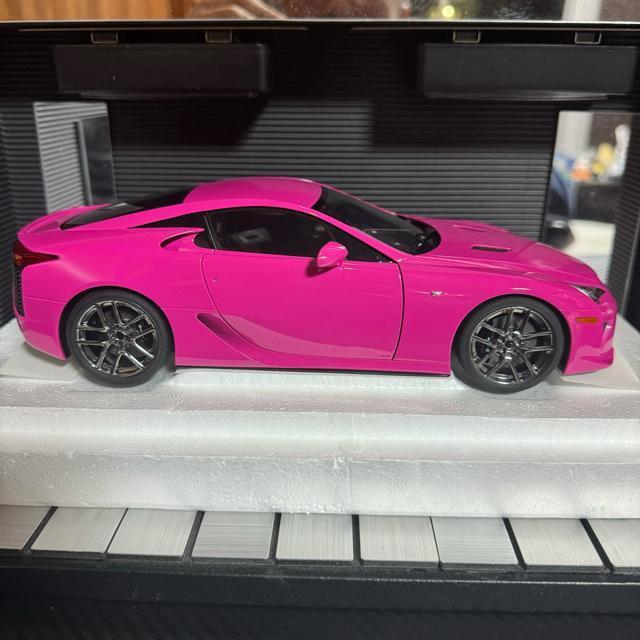 未展示品 オートアート 1/18 レクサス LFA PASSIONATE PINK < ホビー  未展示品 オートアート 1/18 レクサス LFA PASSIONATE PINK < ホビーの