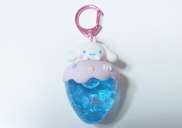 シナモロール★カラフル いちごドーム キーホルダー < アニメ/コミック/キャラクター シナモロール★カラフル いちごドーム キーホルダー < アニメ/コミック/キャラクターの