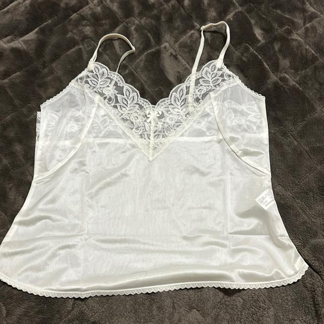 ☆☆☆タンス整理品 衣類 おまとめOK ホームクリーニング済み キャミソール クリーム系 バスト80 ◎ < 女性ファッション  ☆☆☆タンス整理品 衣類 おまとめOK ホームクリーニング済み キャミソール クリーム系 バスト80 ◎  < 女性ファッションの