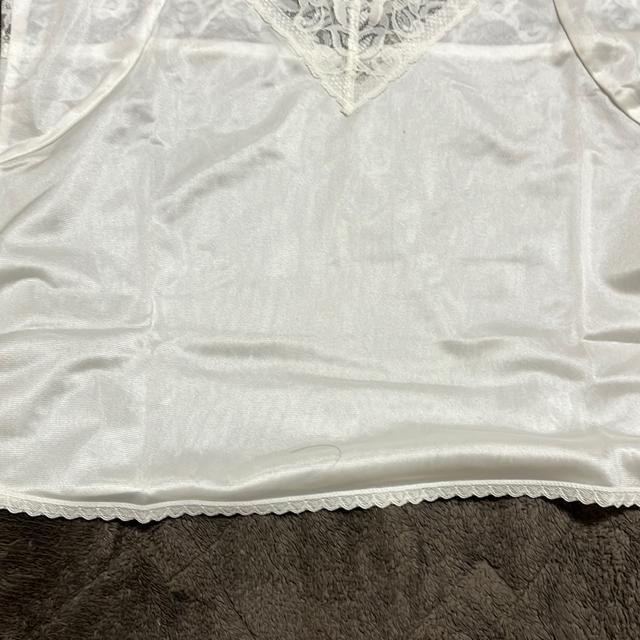 ☆☆☆タンス整理品 衣類 おまとめOK ホームクリーニング済み キャミソール クリーム系 バスト80 ◎ < 女性ファッション  ☆☆☆タンス整理品 衣類 おまとめOK ホームクリーニング済み キャミソール クリーム系 バスト80 ◎ < 女性ファッションの