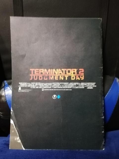 【映画パンフレット】ターミネーター2 アーノルド・シュワルツェネッガー 主演 < CD/DVD/ビデオ 【映画パンフレット】ターミネーター2 アーノルド・シュワルツェネッガー 主演 < CD/DVD/ビデオの