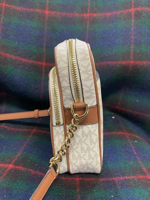 MICHAEL Michael Kors(マイケル・マイケル・コース)ジェットセットトラベル ミディアム ロゴ クロスボディバッグ < ブランド MICHAEL Michael Kors(マイケル・マイケル・コース)ジェットセットトラベル ミディアム ロゴ クロスボディバッグ < ブランドの