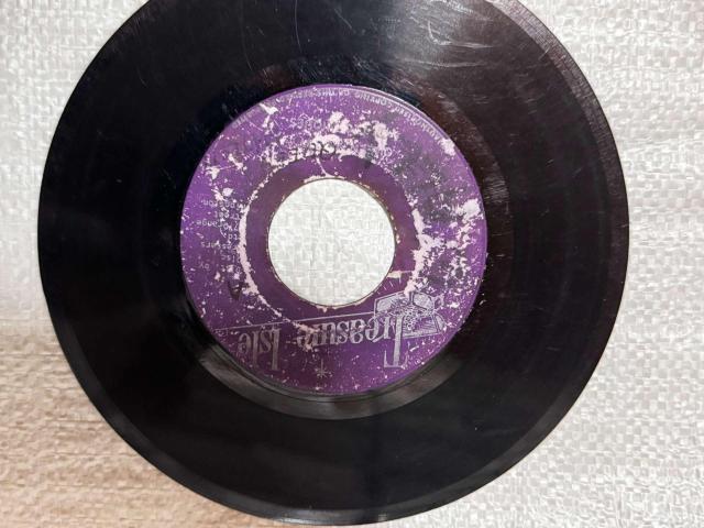 7�C���`�V���O�����R�[�h Treasure Isle ���[�x�� ���Q�G �X�J ���� �W�����N�i ���얢�m�F �� CD/DVD/�r�f�I�� 