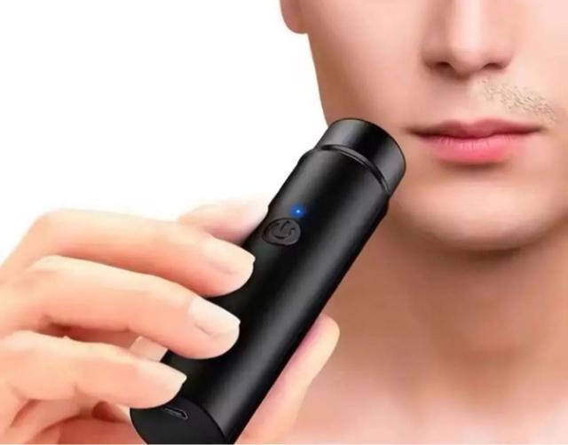 ポータブルシェーバー ミニシェーバー USB充電式 髭剃り < 家電/AV ポータブルシェーバー ミニシェーバー USB充電式 髭剃り < 家電/AVの