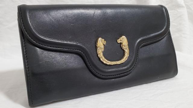 正規 ブルガリBVLGARI レオーニ装飾長財布 黒×金 ロゴ×ライオンアイコン 小銭入れ有 ラグジュアリーロングレザーウォレット < ブランド  正規 ブルガリBVLGARI レオーニ装飾長財布 黒×金 ロゴ×ライオンアイコン 小銭入れ有 ラグジュアリーロングレザーウォレット < ブランドの