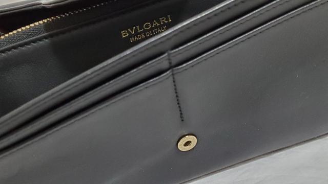 正規 ブルガリBVLGARI レオーニ装飾長財布 黒×金 ロゴ×ライオンアイコン 小銭入れ有 ラグジュアリーロングレザーウォレット < ブランド  正規 ブルガリBVLGARI レオーニ装飾長財布 黒×金 ロゴ×ライオンアイコン 小銭入れ有 ラグジュアリーロングレザーウォレット < ブランドの